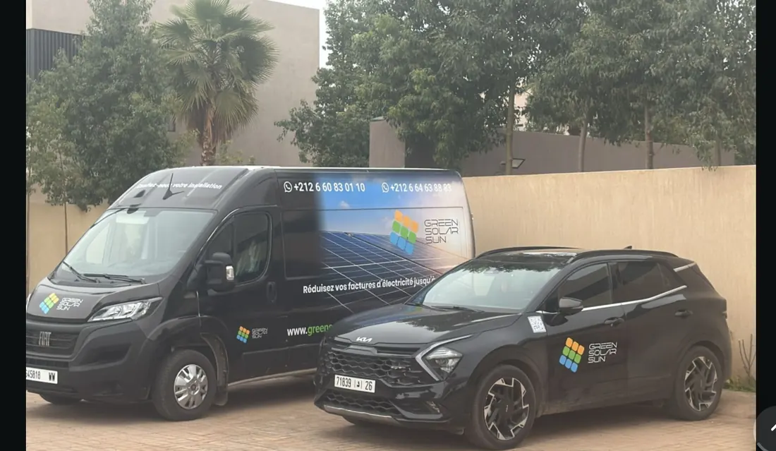Camions et véhicules GreenSolarSun à Marrakech